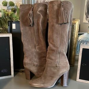 Coach knee high suede boots with tassle